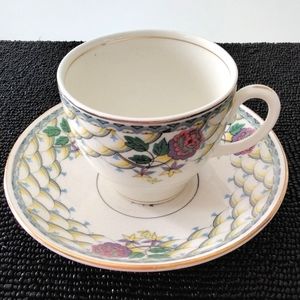 Vintage tea cup and saucer by Washington Pottery Ltd. (Hanley, England  B)